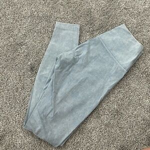 Lulu Lemon Leggings.